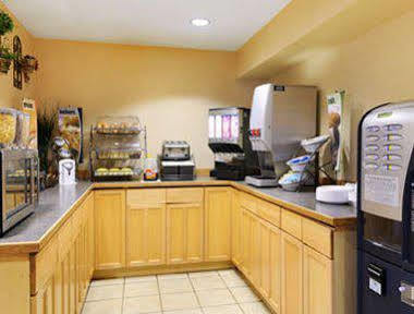 Baymont Inn & Suites By Wyndham Anchorage Airport Exterior foto